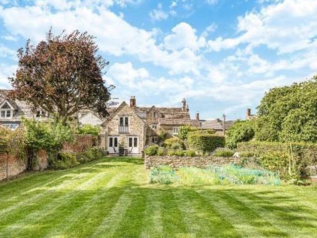 House for sale in Gloucestershire