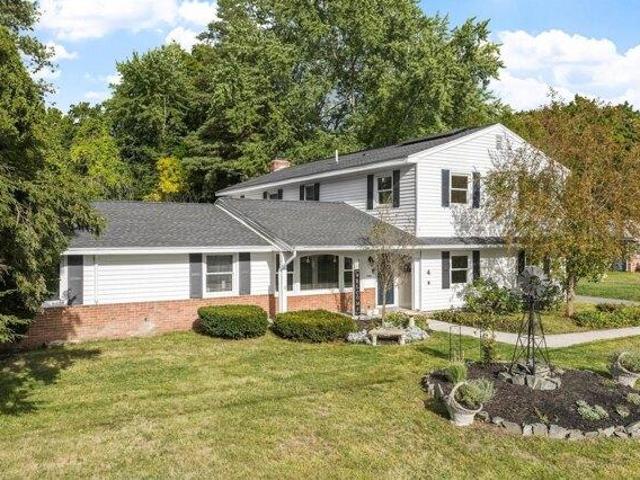 House for sale in Chelmsford, Middlesex County