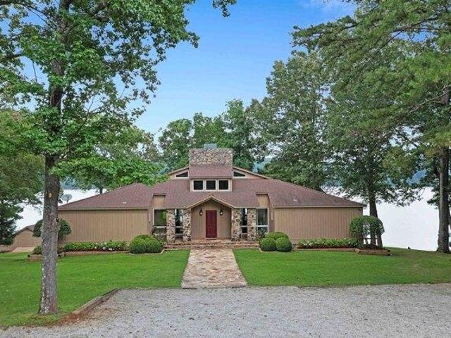 House for sale in Cherokee