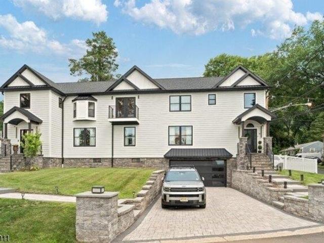 House for sale in Passaic, New Jersey