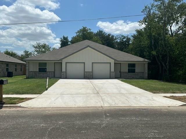 House for sale in Briggs, Texas