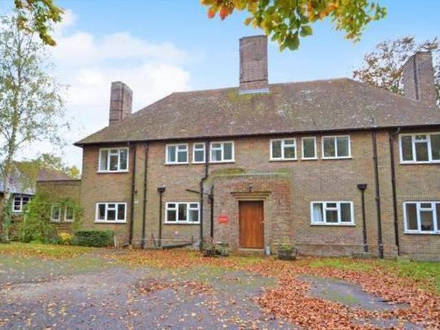 House for rent in West Sussex