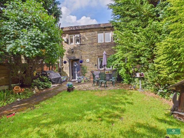 House for sale in Shaw and Crompton, Pendock