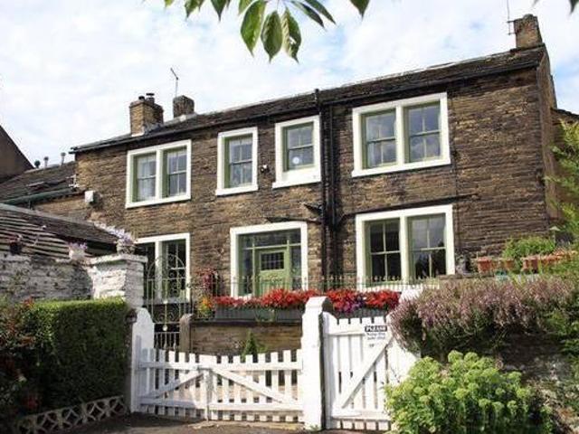 House for sale in Yorkshire And The Humber