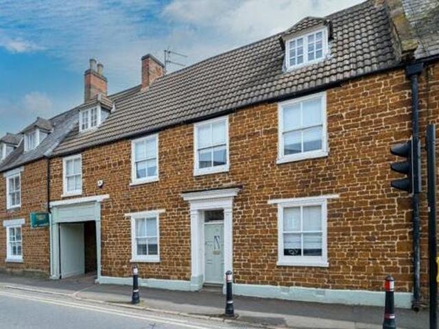 House for sale in Hatton Park, Wellingborough