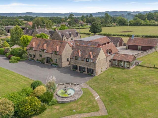House for sale in Wickwar, South Gloucestershire