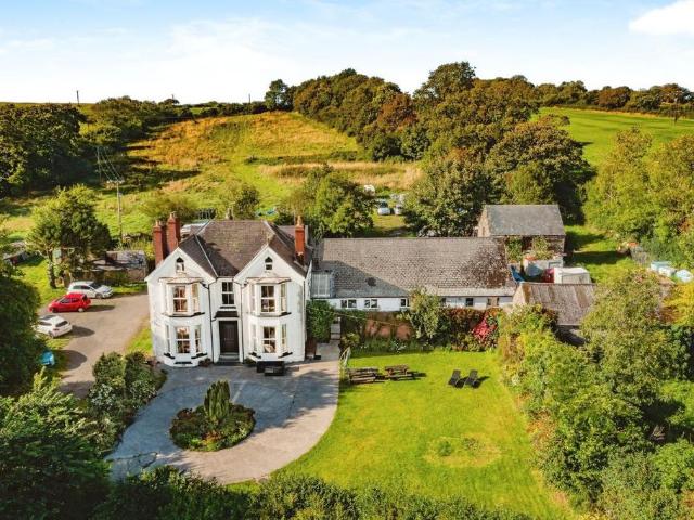 House for sale in Net Pool, Aberteifi / Cardigan