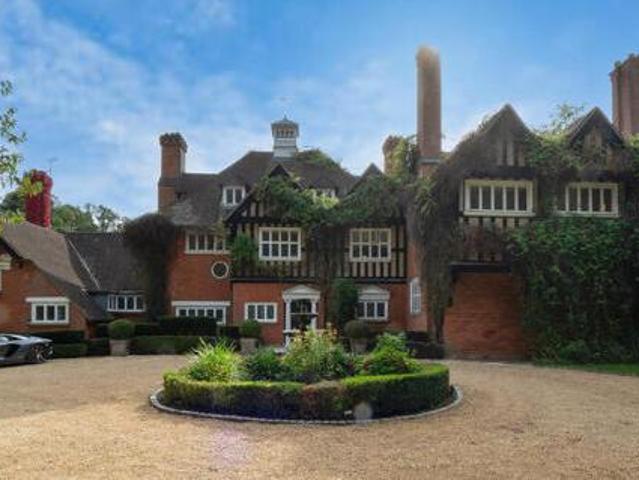 House for sale in Surrey