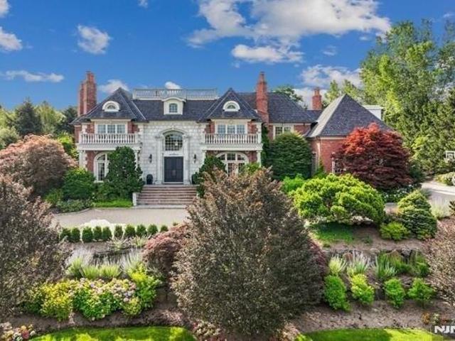 House for sale in Cresskill, New Jersey