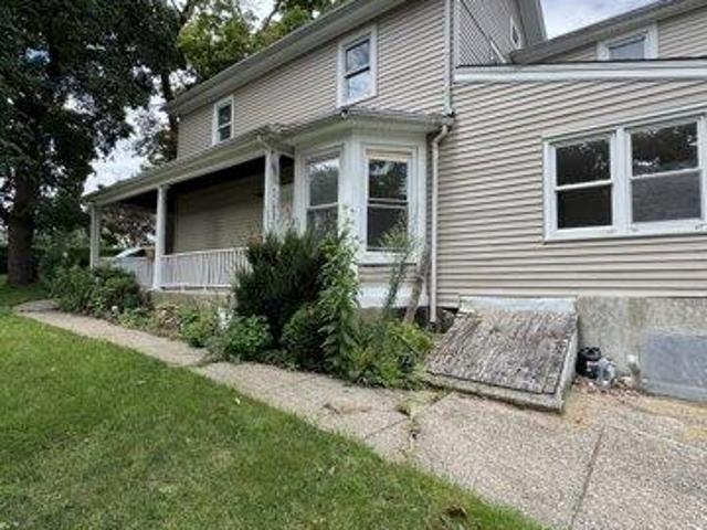 House for sale in Danbury, Connecticut