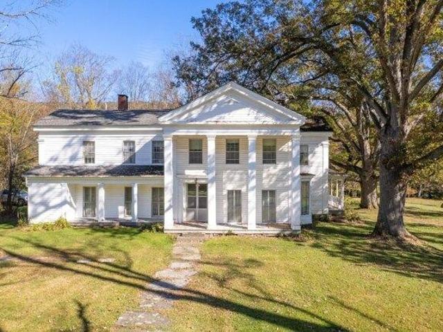 House for sale in Chenango Bridge, New York