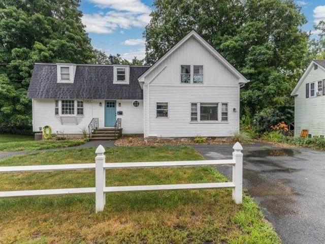 House for sale in New Hampshire