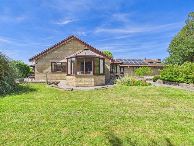 Bungalow for sale in Kingston Seymour, North Somerset