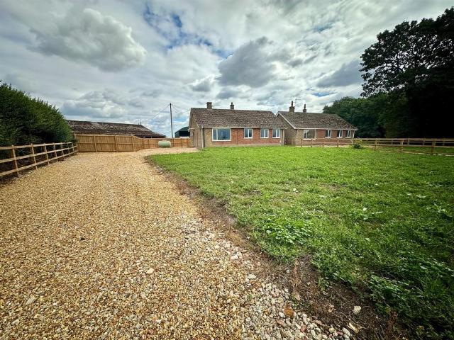 Bungalow for sale in Four Gotes, Cambridgeshire