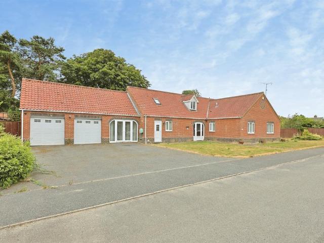 Bungalow for sale in Fransham, East Tuddenham