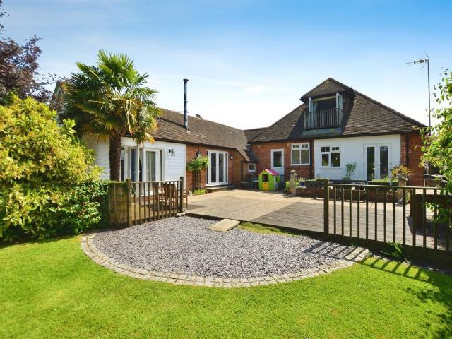 Bungalow for sale in Bridgefield, Kent