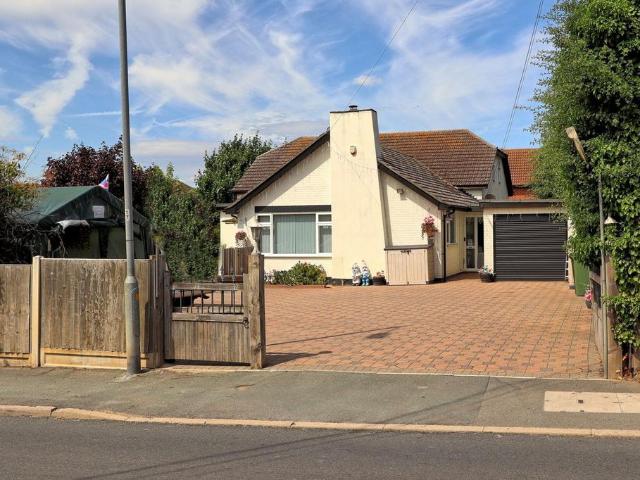 Bungalow for sale in Maldon, Essex