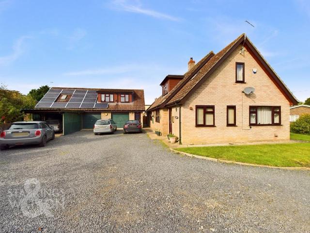 Bungalow for sale in Bedingfield, Suffolk