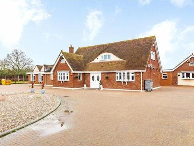 House for sale in Wickford, Basildon