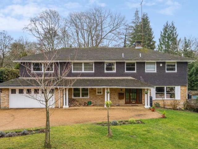 Farm for sale in Farnham Common, Buckinghamshire