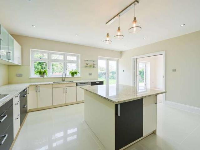 Farm for sale in South Woodford, Snaresbrook