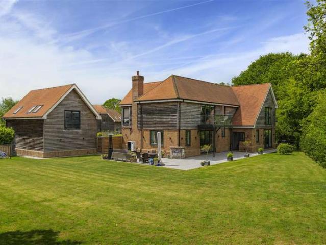 Farm for sale in Midway, Kent