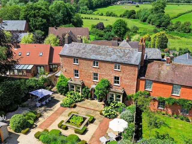Farm for sale in Tingewick, Buckinghamshire