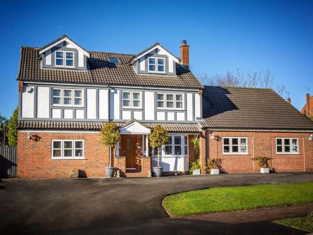 Farm for sale in Pinxton, Elmton