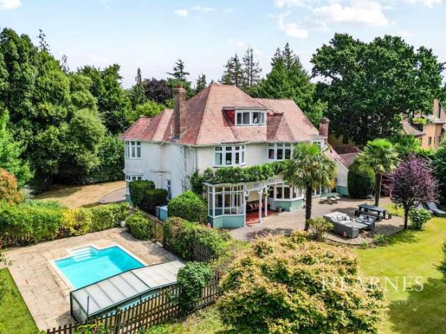 Farm for sale in Talbot Village, Bournemouth