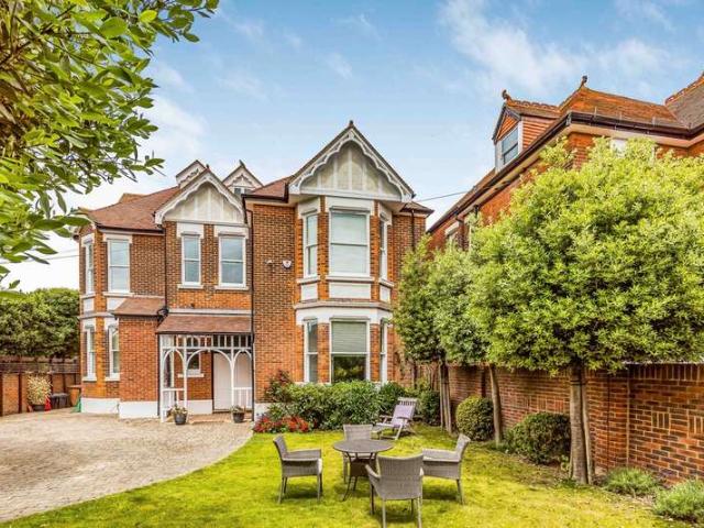 Farm for sale in Southsea, City Of Portsmouth