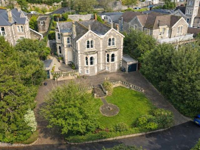Farm for sale in Weston-super-mare, North Somerset