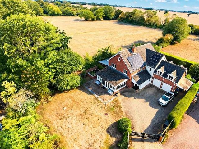 Farm for sale in Gislingham, Mid Suffolk