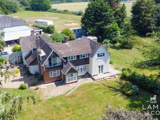 Farm for sale in Wix, Dale Hill