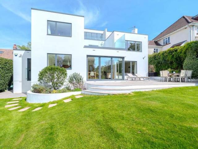 Farm for sale in Feckenham, City Of Bristol