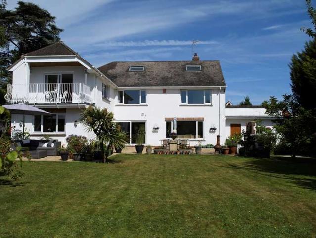 Farm for sale in Withycombe, Budlake