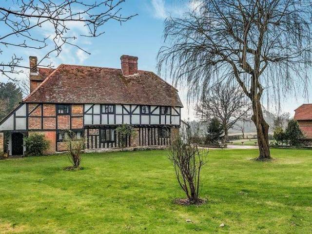 Farm for rent in Waltham Chase, Hampshire
