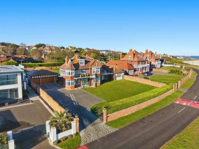 Farm for sale in Acol, Kent