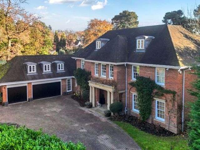 Farm for sale in Row Town, Surrey