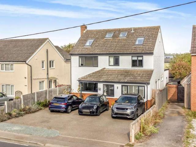 Farm for sale in Duton Hill, Essex