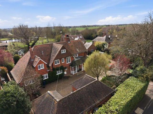 Farm for sale in Felsted, Duton Hill