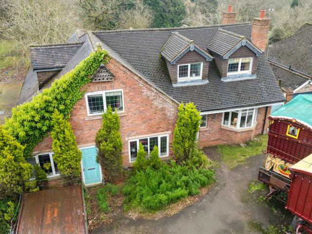 Farm for sale in Green Close, Warwickshire