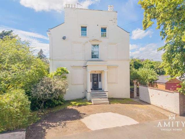 Farm for sale in Sydenham, Green Close