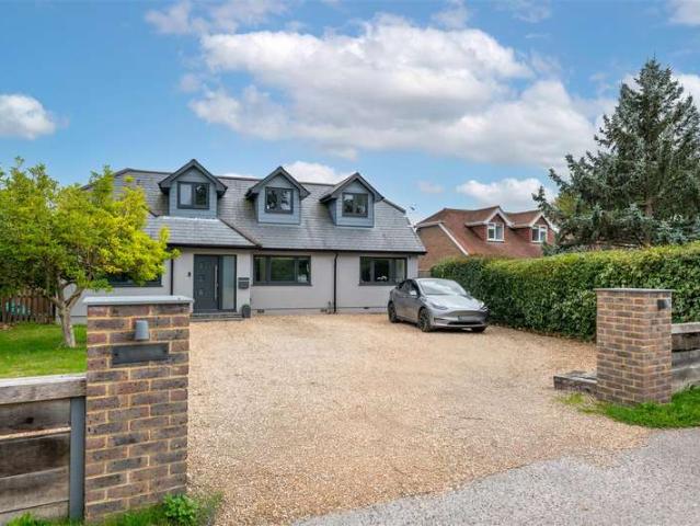 Farm for sale in Pachesham Park, Surrey