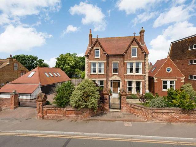 Farm for sale in Tankerton, Canterbury