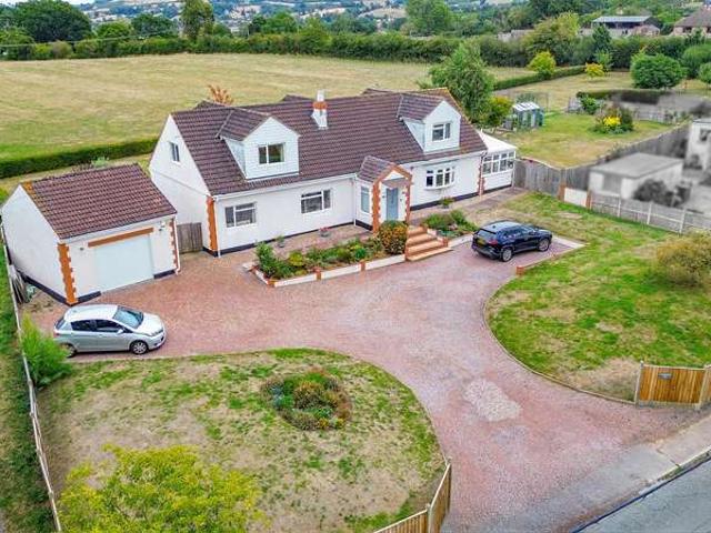 Farm for sale in School House, Gloucestershire
