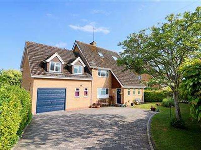 Farm for sale in Winchcombe, Pamington