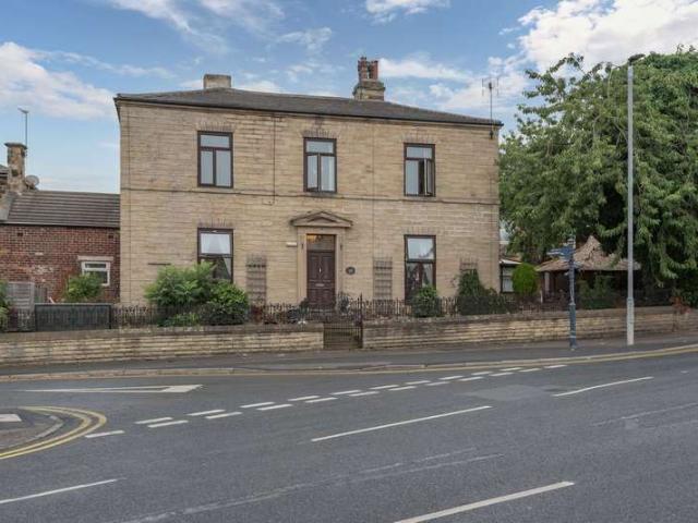 Farm for sale in Firthcliffe, Heckmondwike