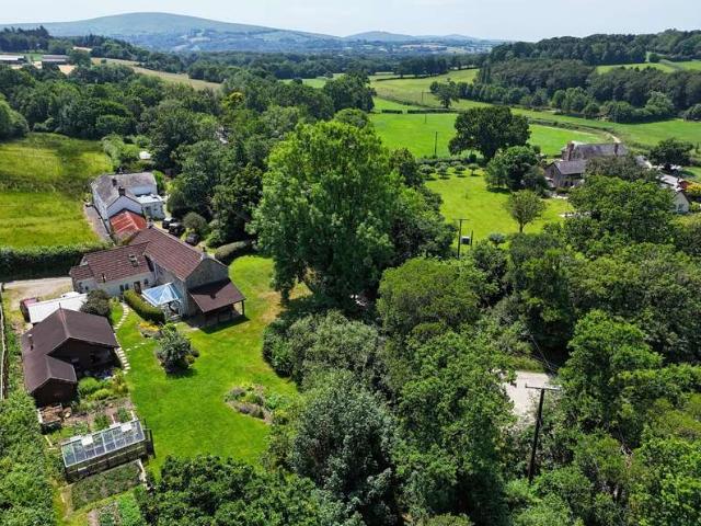 Farm for sale in Taw Green, West Devon