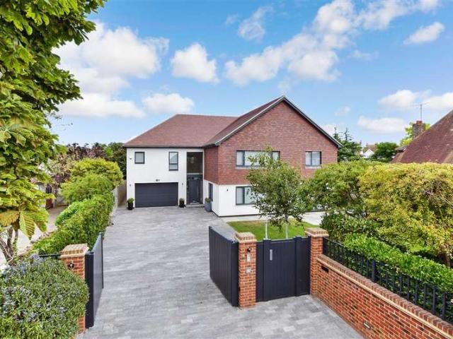 Farm for sale in St. Peter's, Acol