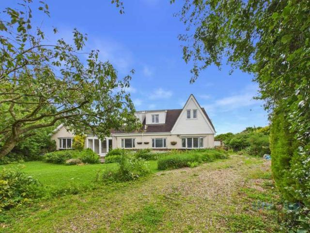 Farm for sale in Great Marton Moss, Blackpool